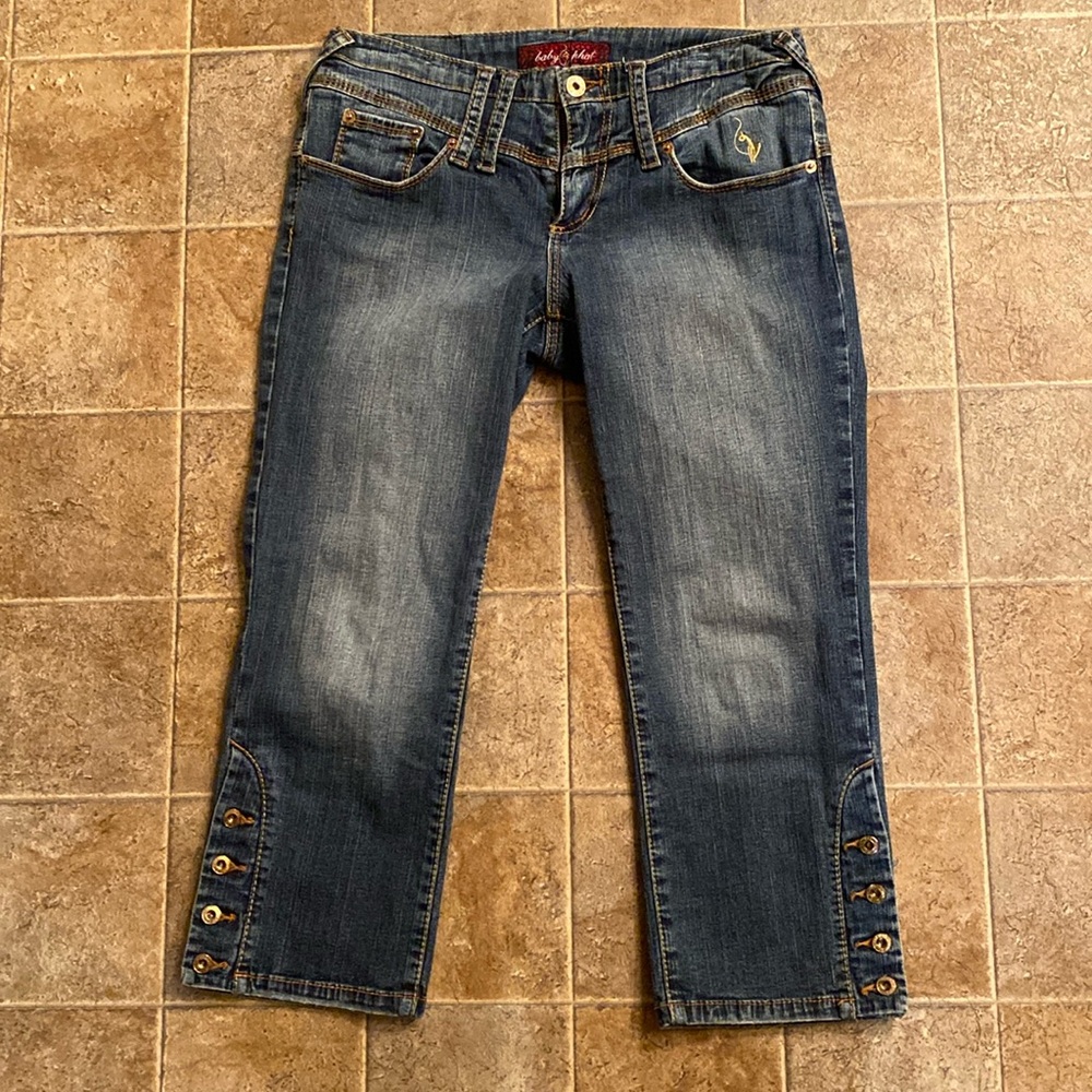 Baby Phat size 9 capri jeans